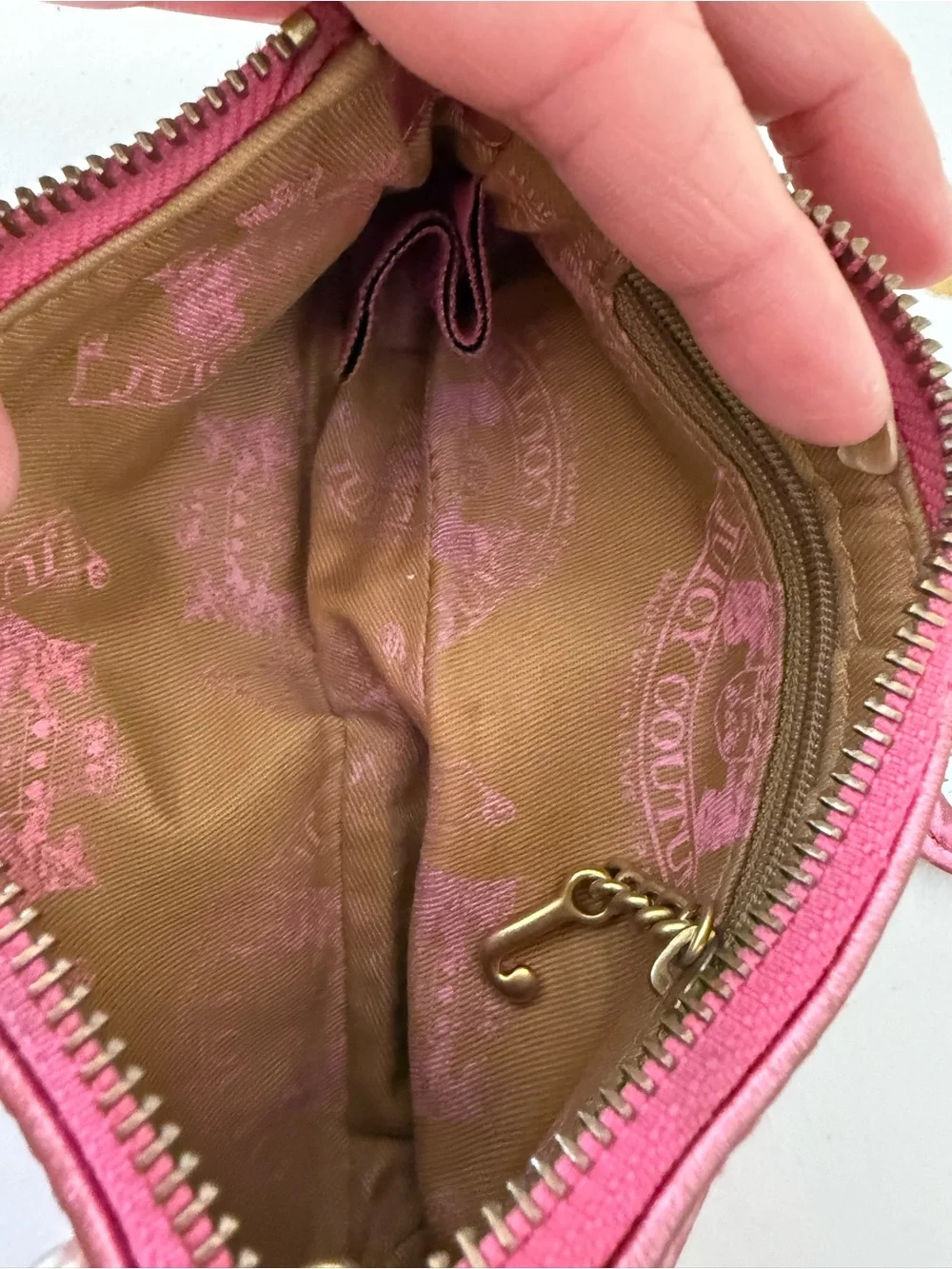 Juicy Couture Y2K Pink Metallic Leather Wristlet Clutch Heart Mirror Charm